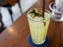 -ROAST coffee & eatery