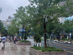-上海来福士广场