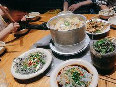 -郑件洋芋饭庄