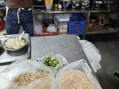 -荣巷小馄饨(荣巷店)