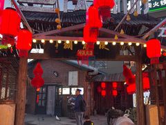 -鱼窝棚柴火铁锅炖(富山屯店)