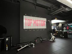 -TOP健身私教工作室(侨香店)
