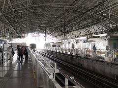 站台层-漕溪路(地铁站)