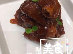 -南京悦客假日酒店