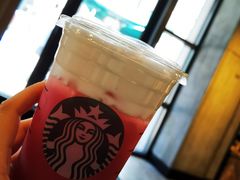 火龙果番石榴茶云乌龙-星巴克臻选(湖滨道店)