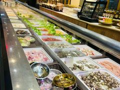 -尚品海鲜肥牛自助火锅(湖明店)