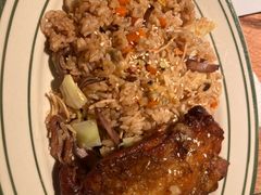 -玛格萝妮比萨屋(陆家浜路店)