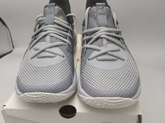 -UNDER ARMOUR(八达岭奥莱店)