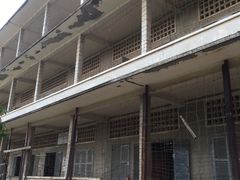 -吐斯廉屠杀博物馆