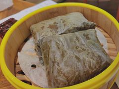 荷叶糯米鸡-蝴蝶里·粤菜·点心(龙湖杭州金沙天街店)