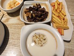 -叁煨蹄花·下饭盐帮菜(人民广场店)