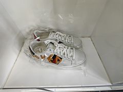 -翰皇直营洗衣洗鞋(望京鹿港店)