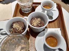 -LAVAZZA拉瓦萨咖啡(中航城君尚购物中心店)