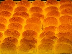 -昆明冠生园·蛋糕·面包(南强街店)