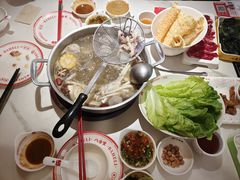 -八合里牛肉火锅(上海世茂广场店)