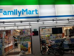 -全家便利店(崂山路四店)