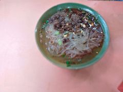 -董记冒节子肥肠粉