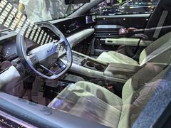 -郑州国际会展中心