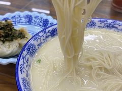 -雪琴面馆富安特色鱼汤面(城中花园店)