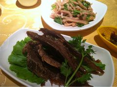 烤子鱼-鹿港小镇经典老上海菜(长乐路店)