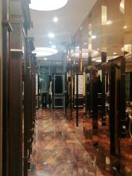 -八佰伴8008星级形象店