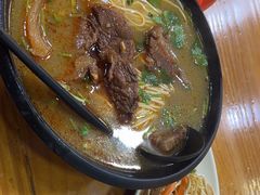 -志权牛肉面(灵山路店)