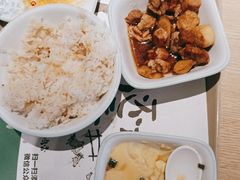 -老乡鸡(上海品尊国际中心店)