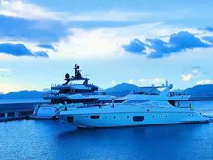 -千岛湖希尔顿休闲艇俱乐部