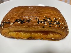 -VERIE BAKEHOUSE