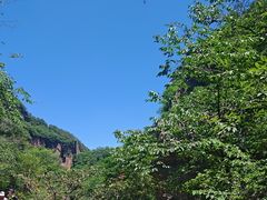 -龙潭大峡谷