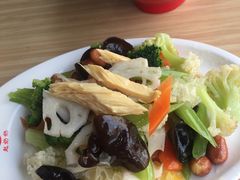 -赵奶奶水饺锅贴小酒馆(丁字沽店)