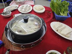 -花苑美食横琴生蚝火锅(拱北粤华路店)