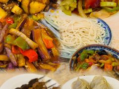 -维吾尔餐厅(宜山路店)