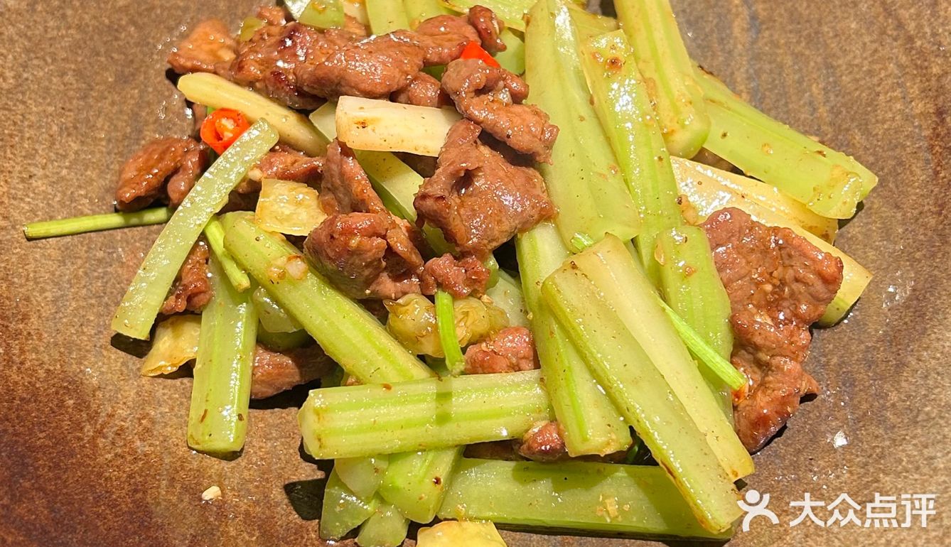 在杭州！说实话，我赌你都找不到这家店～