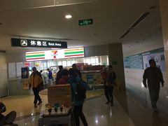 -711便利店(黄岛青医店)