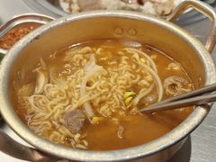 -韩先生自助烤肉•烤活鳗