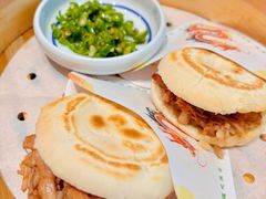 肉夹馍馍-奔跑吧陕菜·盛世长安(民乐园万达店)