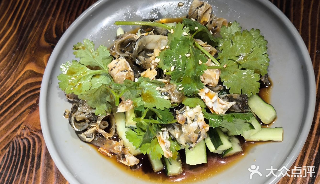 五一假期｜快来这家店吃鱼生[色]