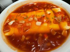 番茄海鲜煮山水豆腐-炳胜品味(海印总店)