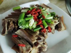 -墨脱石锅椰子鸡•香草鸭•东山羊(大东海店)