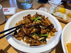 -关东小磨东北菜(上海长风大悦城店)