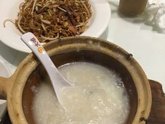 -新大咀港式茶餐厅(宝山万达店)