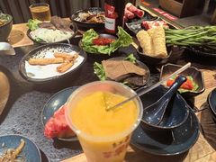 -湊湊火锅·茶憩(上海合生汇店)