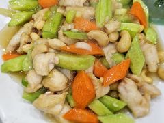 -壹条龙饭庄台基厂店