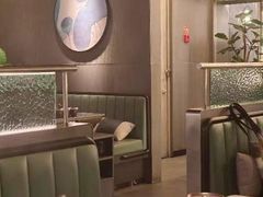 -湊湊火锅·茶憩(杭州湖滨银泰in77店)