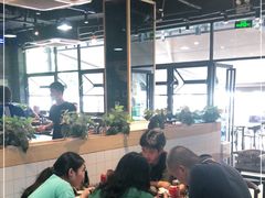 大堂-凤兴鸡煲(宝安海雅店)