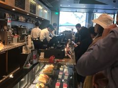 -星巴克臻选(上海长风大悦城店)