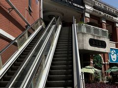 -第三空间·趣味桌游·轰趴.室内CS.剧本杀(大武汉1911店)