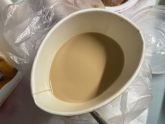 拿铁咖啡-玛格萝妮比萨屋(四平店)