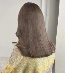 -苑苑发型设计